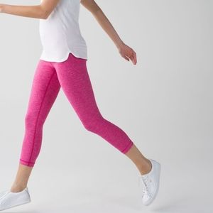 BNWT Lululemon Wunder Under Crop II